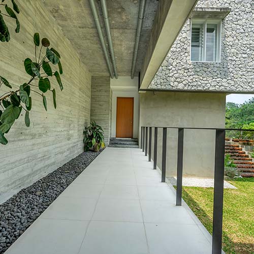 Private House, Tropicana
